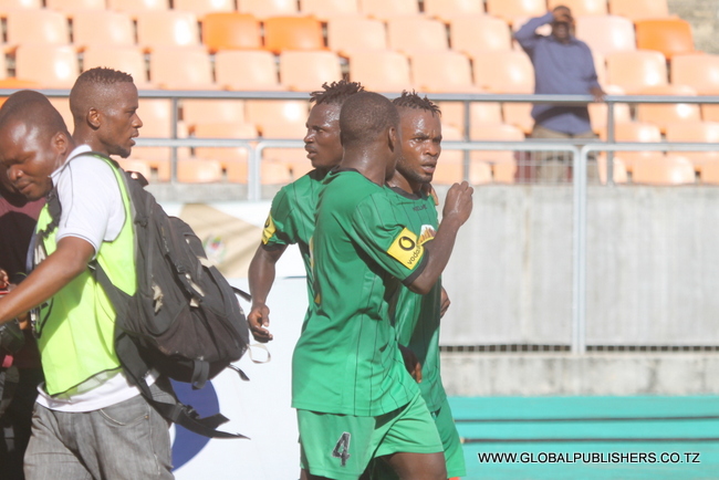 YANGA, AZAM (15)