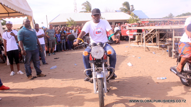 11.Mshindi wa uapande wa akina baba aliyeibuka kidedea kwenye shindano hilo.