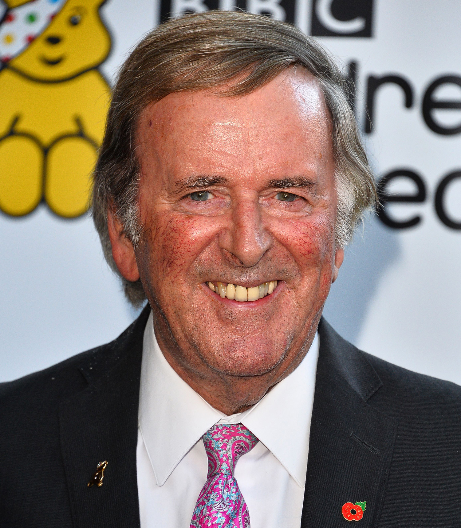 Wogan Sir Terry Wogan afariki dunia - Global Publishers