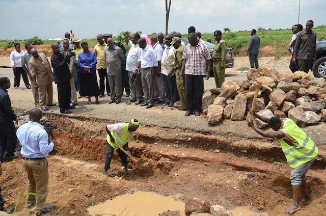 Rais Magufuli Aongea na Wakazi wa Morogoro, Akielekea Dodoma - Global Publishers