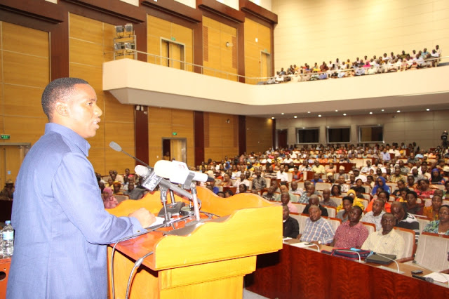 Paul Makonda Azungumza na Watendaji wa jiji la Dar - Global Publishers