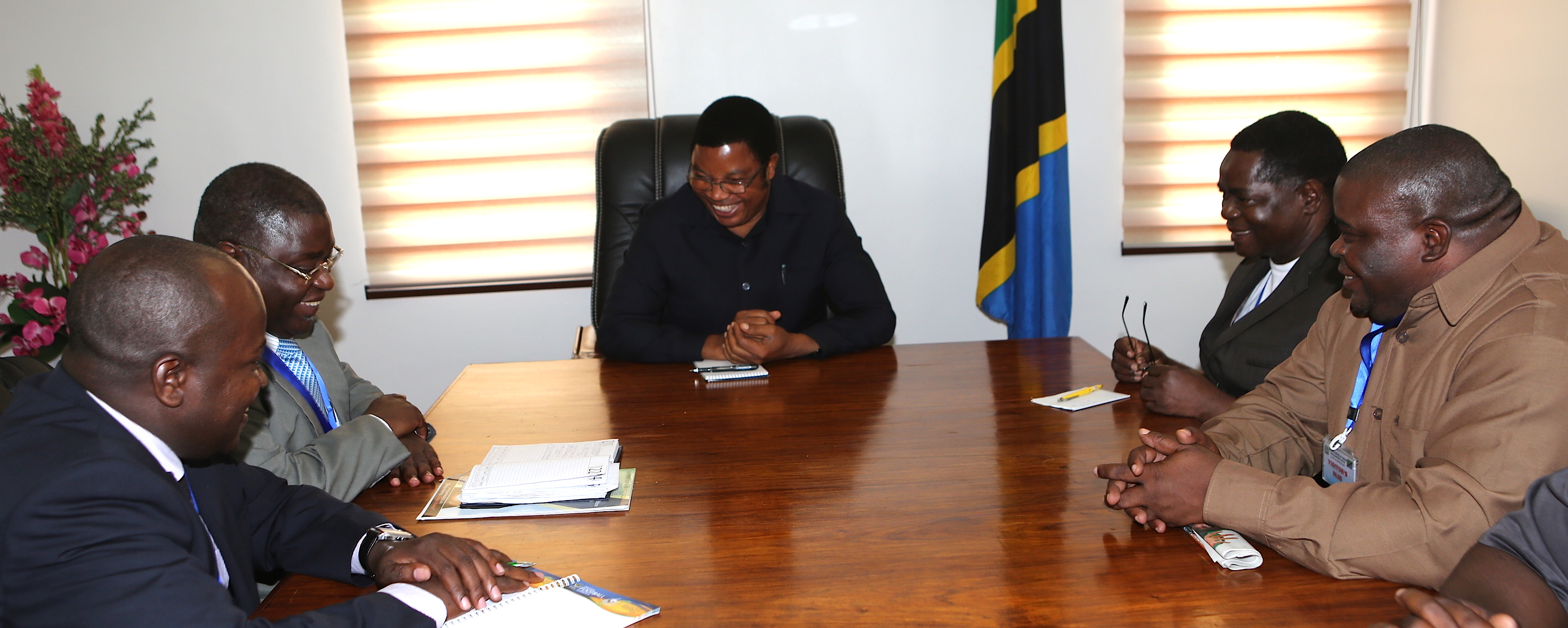 Majaliwa akutana na viongozi wa TFF‏ - Global Publishers