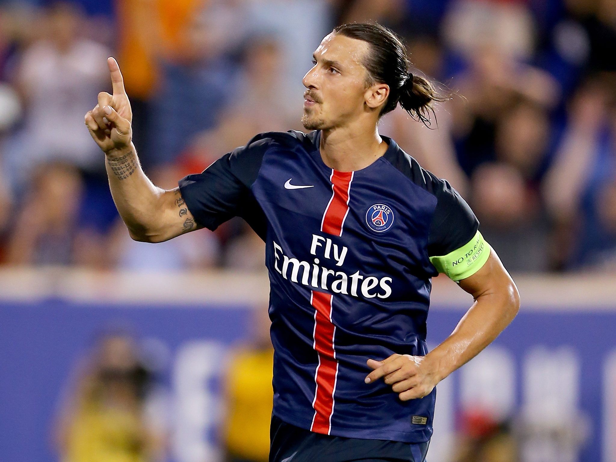 Zlatan Ibrahimovic Kutua Man United? - Global Publishers