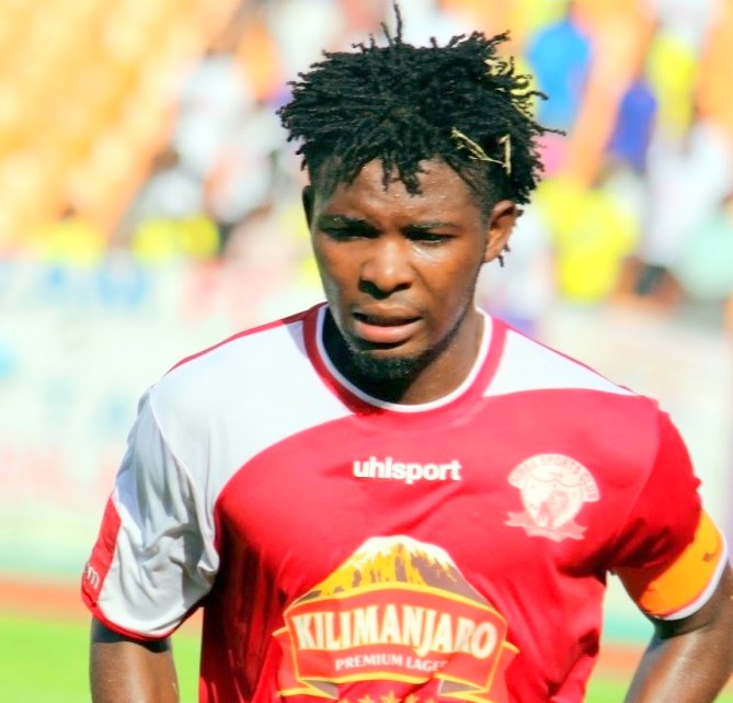 Kerr amkingia kifua Isihaka - Global Publishers