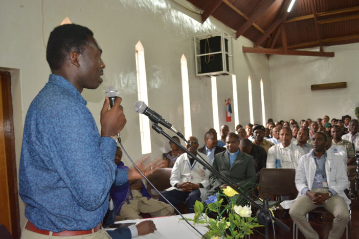 Kigwangalla atembelea hospitali ya Manyara