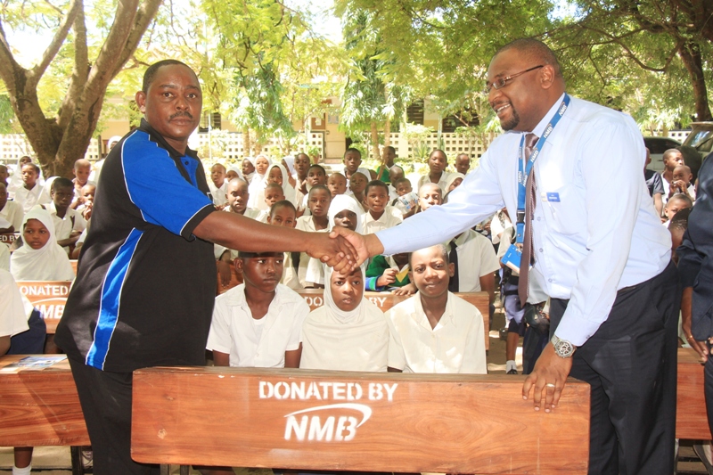 NMB yasaidia madawati 50 Shule ya Msingi Majimatitu - Global Publishers