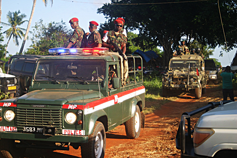 JWTZ Yajitosa Kuwasaka Wauaji wa Watu 8 Tanga