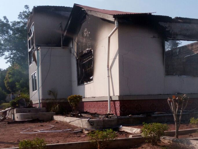 Mwanza: Kijana awafungia ndugu zake ndani na kuchoma moto nyumba - Global Publishers