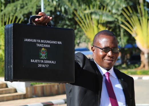 Bajeti ya JPM, mastaa watoa ya moyoni - Global Publishers