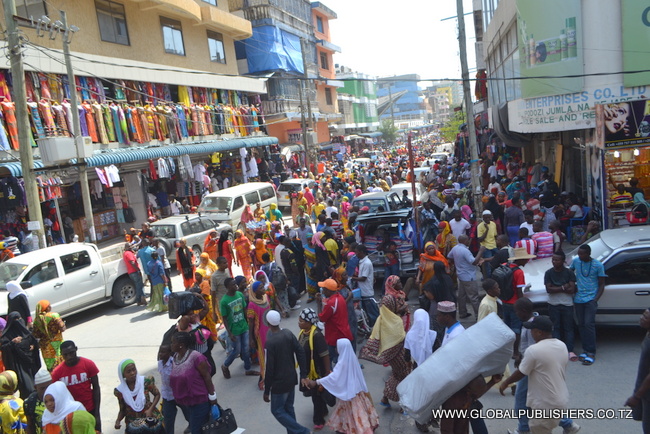 Sikukuu ya Eid El Fitr yawajaza wananchi Kariakoo - Global Publishers