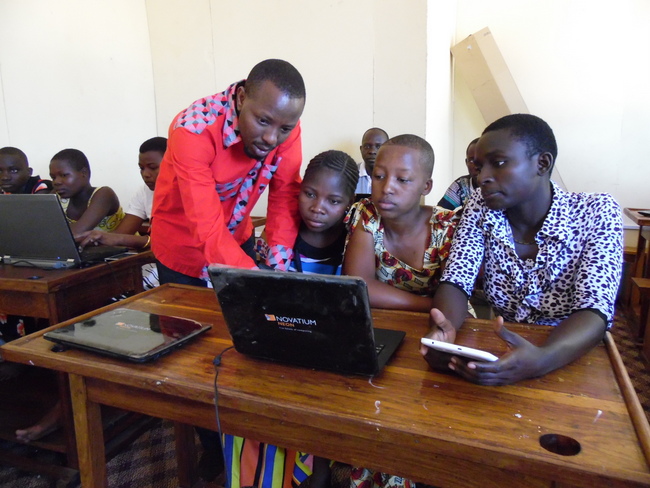 Airtel yasaidia wadau wa Elimu, Afya na Kilimo mkoani Tabora - Global Publishers