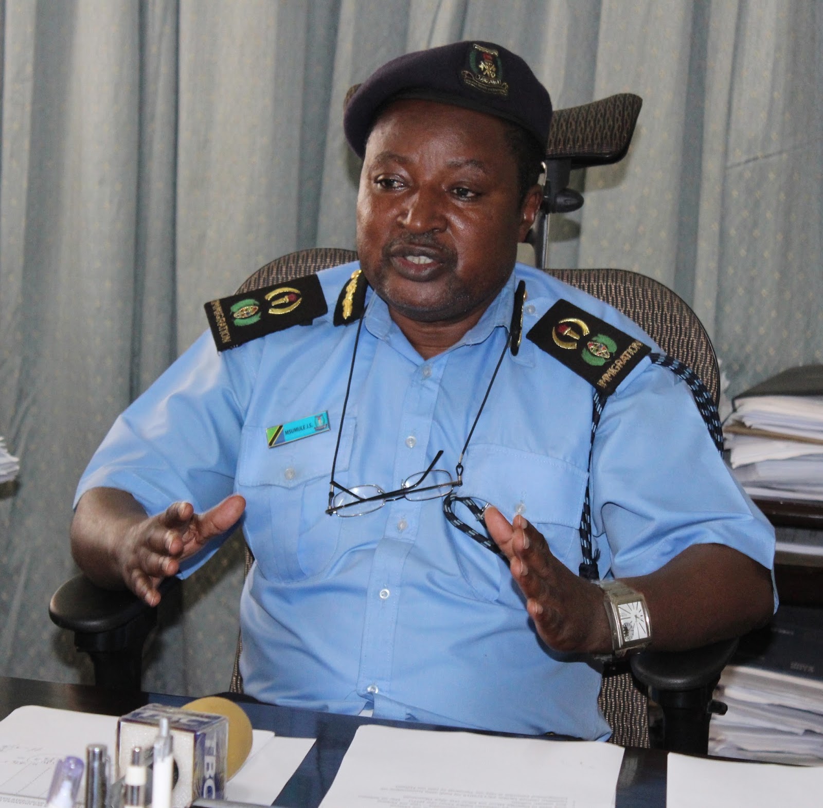 Uhamiaji Imewanasa Watumishi wawili wa Serikali ambao si Watanzania - Global Publishers