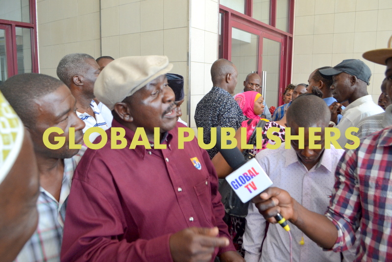 Wafanyakazi wa Optima Aviation Wavamia Ofisi za NSSF Dar Wakidai Mafao Yao - Global Publishers