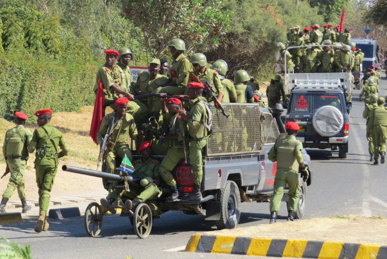 Pichaz: Jeshi la Polisi Mkoa wa Singida Likifanya Majaribio ya Silaha - Global Publishers