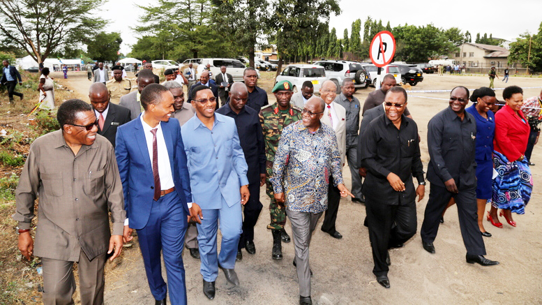 PICHA: Rais JPM Atembelea Eneo Lililokuwa na Nyumba za Magomeni Kota - Global Publishers