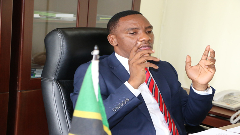 RC Makonda Amshukuru Wolper - Global Publishers