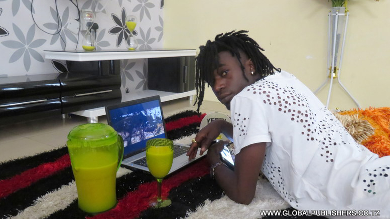 Sholo Mwamba Fundi Wa Kukaangiza, Mtaalam Wa Singeli - Global Publishers