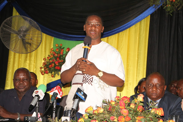 Makonda Aongoza Mahafali Kidato cha Nne Shule ya Sekondari Jitegemee JKT Mgulani Dar - Global Publishers