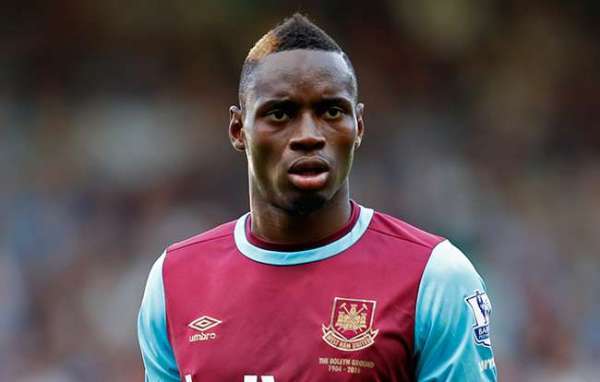 Diafra Sakho Nje ya Uwanja Wiki Sita - Global Publishers