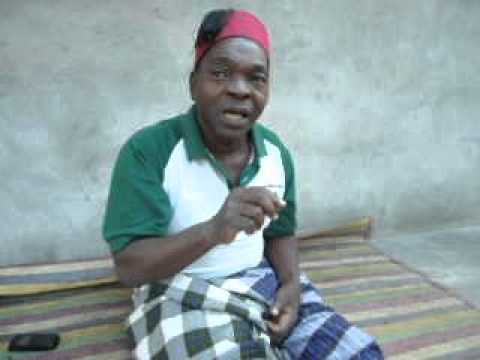 Ndugu Waitenga Familia ya Mzee Small - Global Publishers