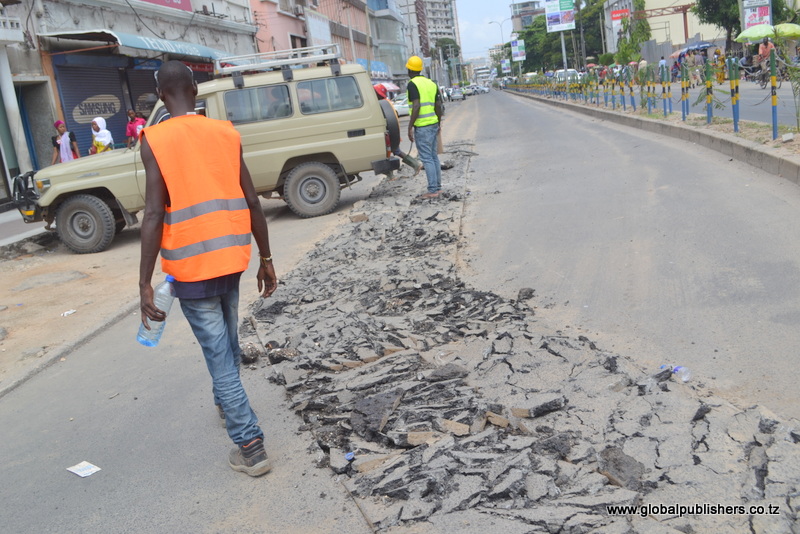 Barabara ya Azikiwe Yafungwa Kupisha Ukarabati - Global Publishers