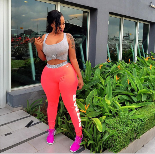 vera-sidika3