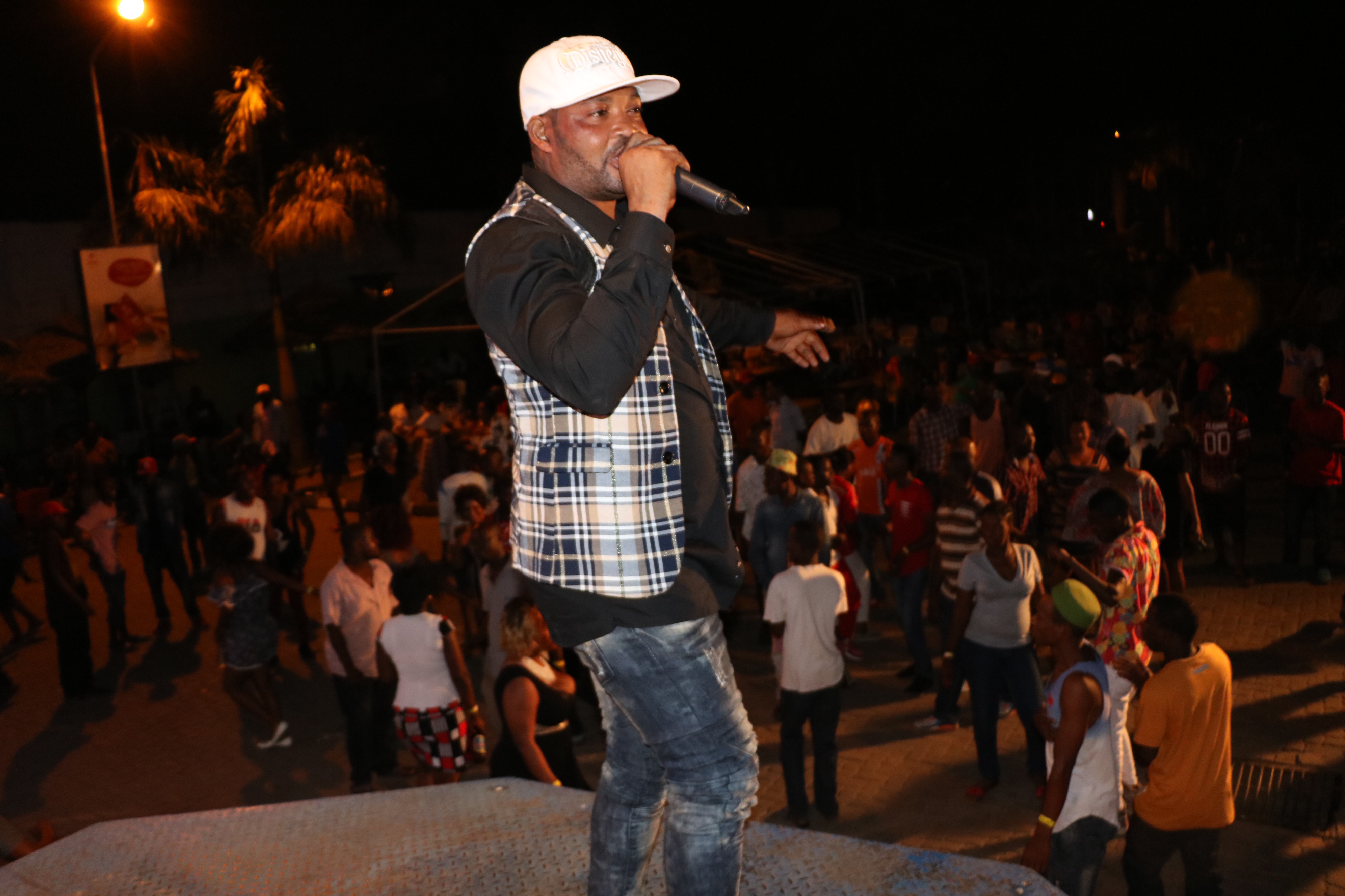 Kimeuamana: Bongo Fleva Watafute Msemaji Wao - Global Publishers