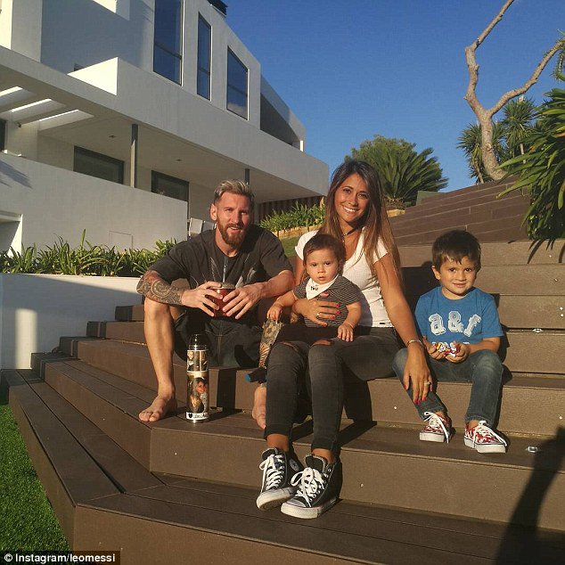 Messi Anunua Nyumba ya Jirani Yake Baada ya Kukerwa na Kelele - Global Publishers