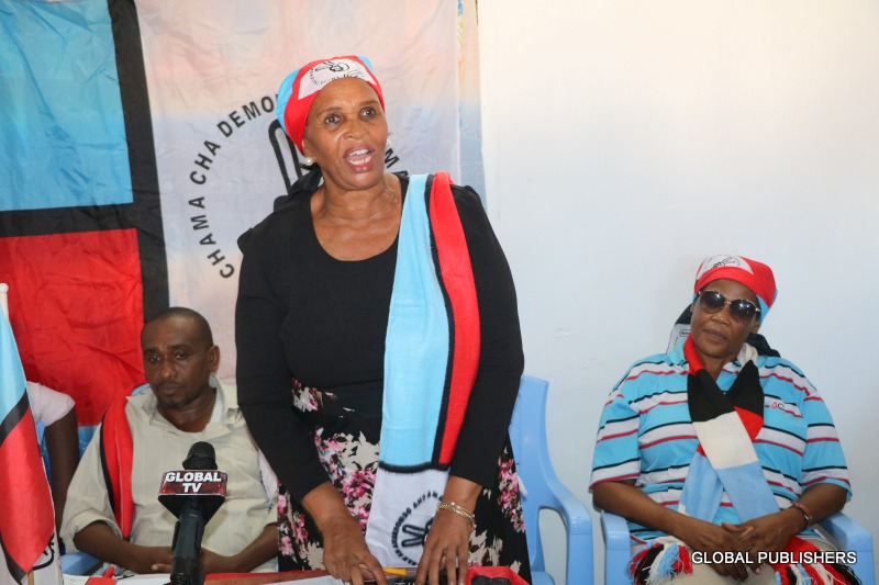 VIDEO: Mama Wema Aitolea Povu CCM Akitambulishwa Rasmi Chadema - Global Publishers