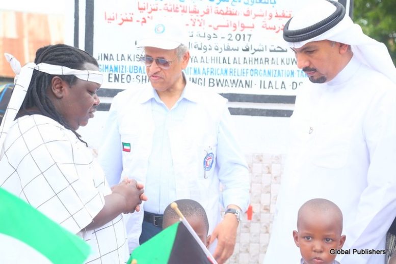 Ubalozi wa Kuwait Watatua Shida ya Maji Kwa Wanafunzi 5600 Dar - Global Publishers