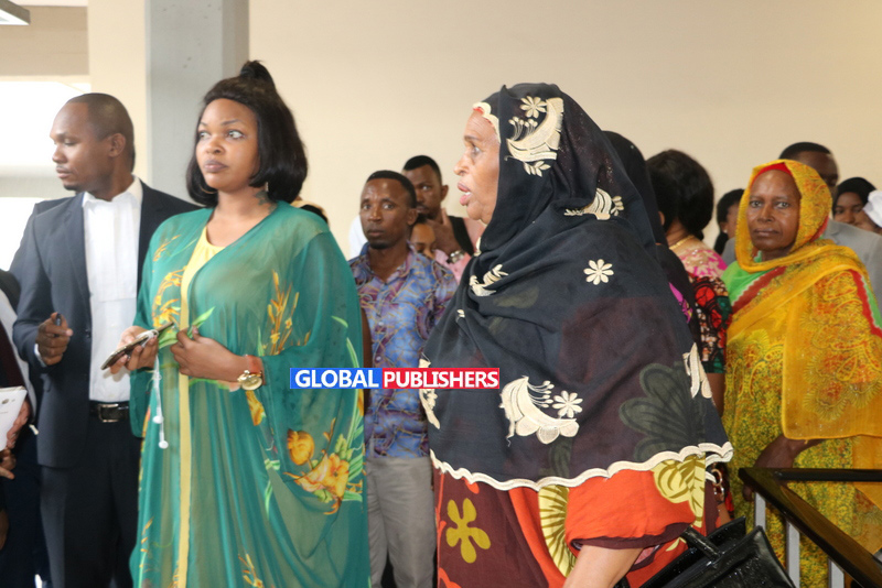 Wema Sepetu Apanda Kizimbani Kisutu - Global Publishers