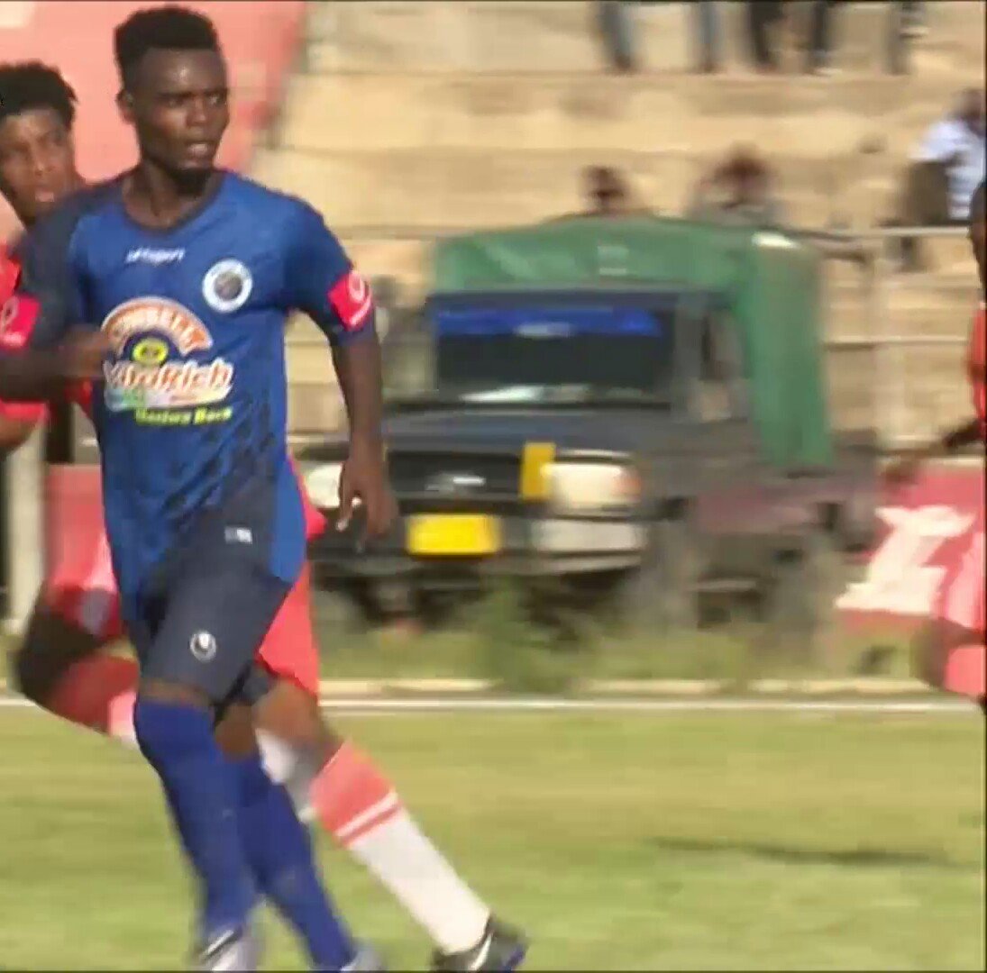 Yanga Yamtorosha Kiungo, Aiacha Klabu Yake Kwenye Mataa