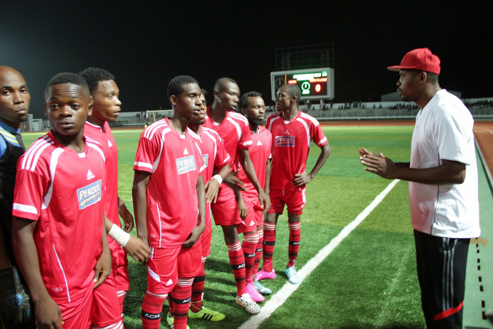 Ninja: Nampoteza Emmanuel Okwi Uwanjani - Global Publishers