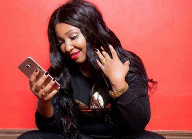 Aunt Ezekiel Inatosha kumlilia Kanumba! - Global Publishers
