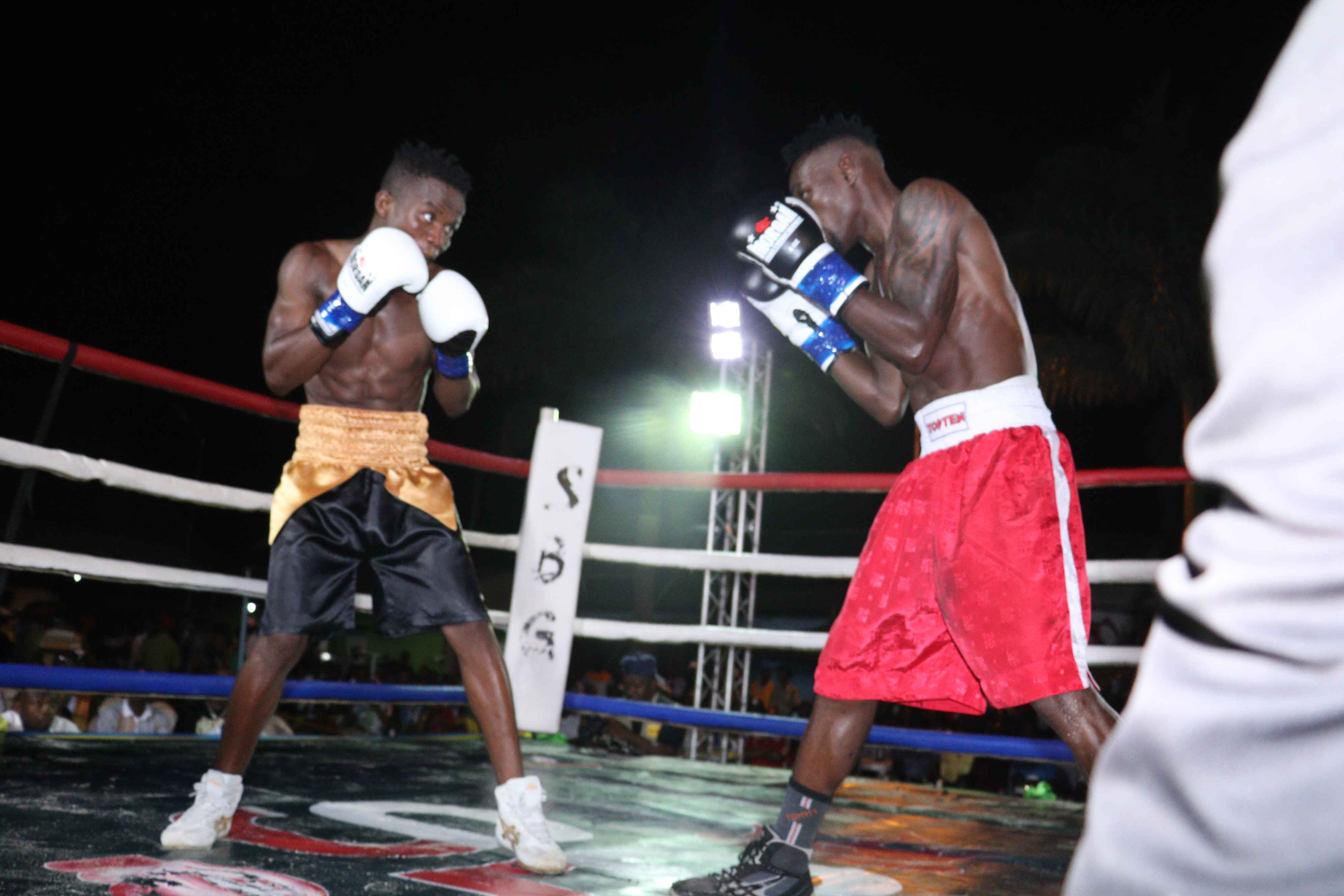 NGUMI ZA GLOBAL TV: FRANCIS MIYEYUSHO Vs ISRAEL KAMWAMBA- (Marudio) - Global Publishers