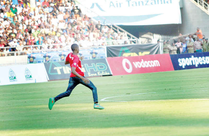 A-Z YA  ALIYEMVAMIA ROONEY UWANJA WA TAIFA - Global Publishers