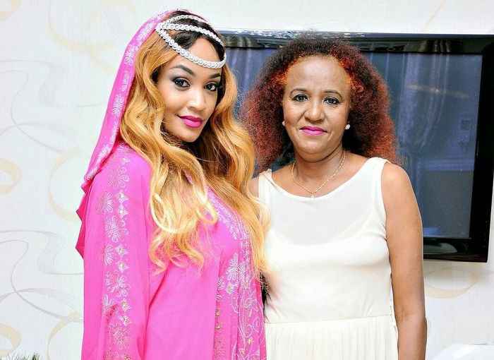 Mama Zari Apumulia Mashine ya Oksijeni! - Global Publishers