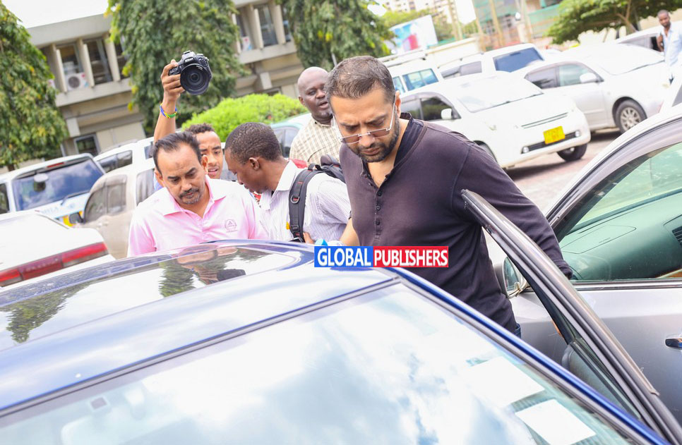 Yusuf Manji Aachiwa Huru, Afutiwa Mashtaka ya Uhujumu Uchumi (Video) - Global Publishers