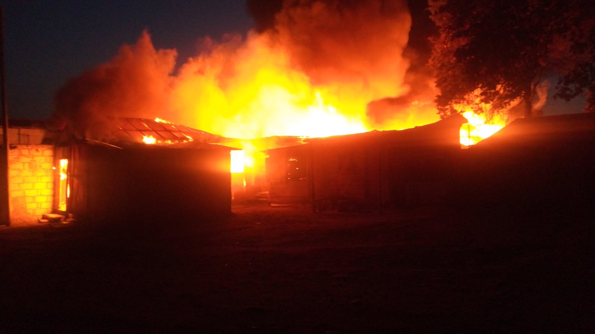 Nyumba za Polisi Arusha Zateketea Kwa Moto - Global Publishers