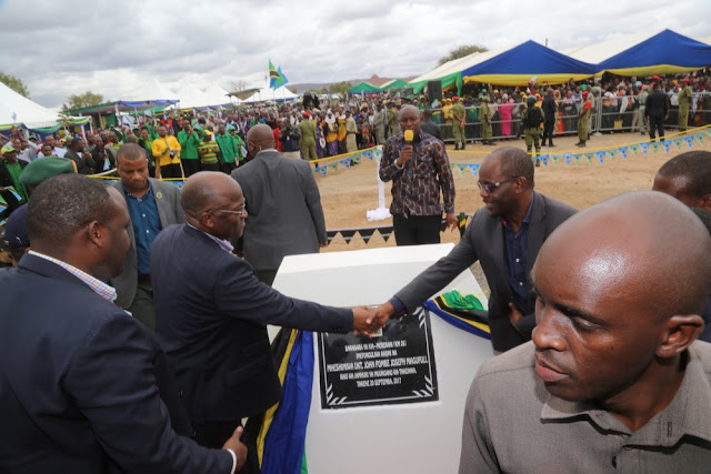Rais Magufuli Azindua Barabara Mererani, Manyara - Global Publishers