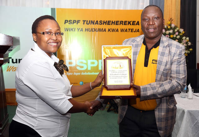 Pspf Yawazawadia Wafanyakazi Wake Kwenye Kilele Cha Wiki Ya Huduma Kwa Wateja Duniani - Global Publishers