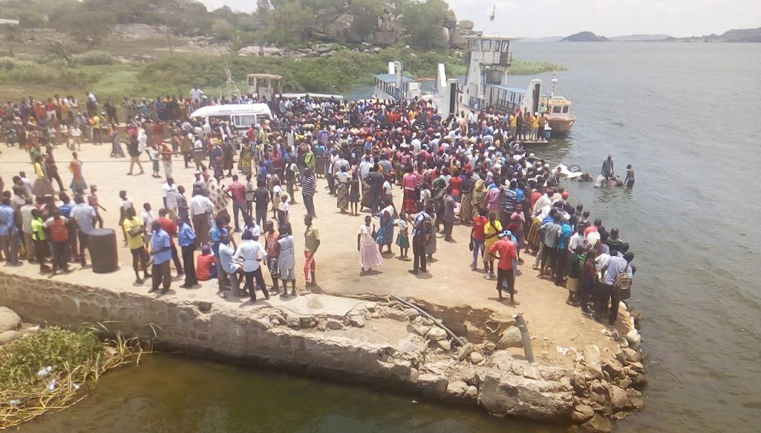 Mwanza: Wanane Wafariki Baada ya Hiace Kutumbukia Ziwa Victoria – Video - Global Publishers