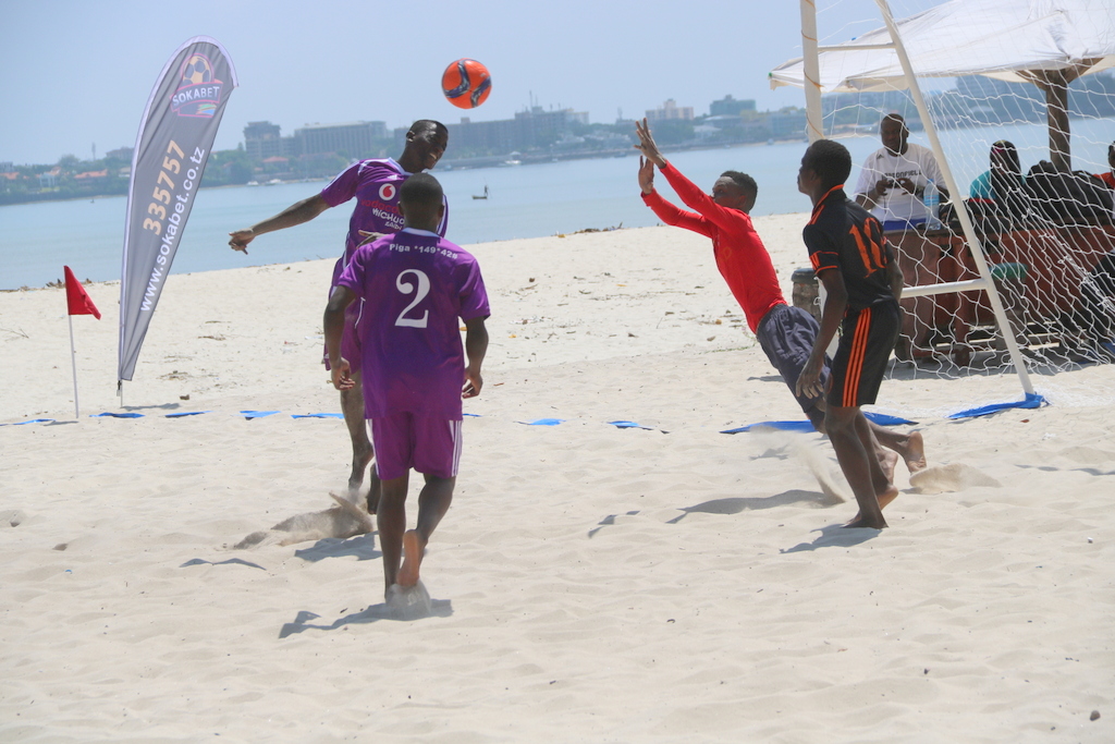 Sokabet, Championi Kuendelea Kunogesha Tena Leo Beach Soccer - Global Publishers