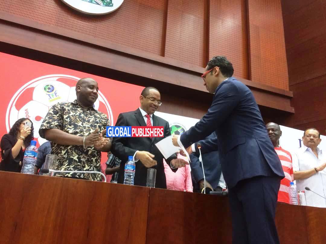 Mo Dewji Ashinda Zabuni ya Kuinunua Klabu ya Simba - Global Publishers