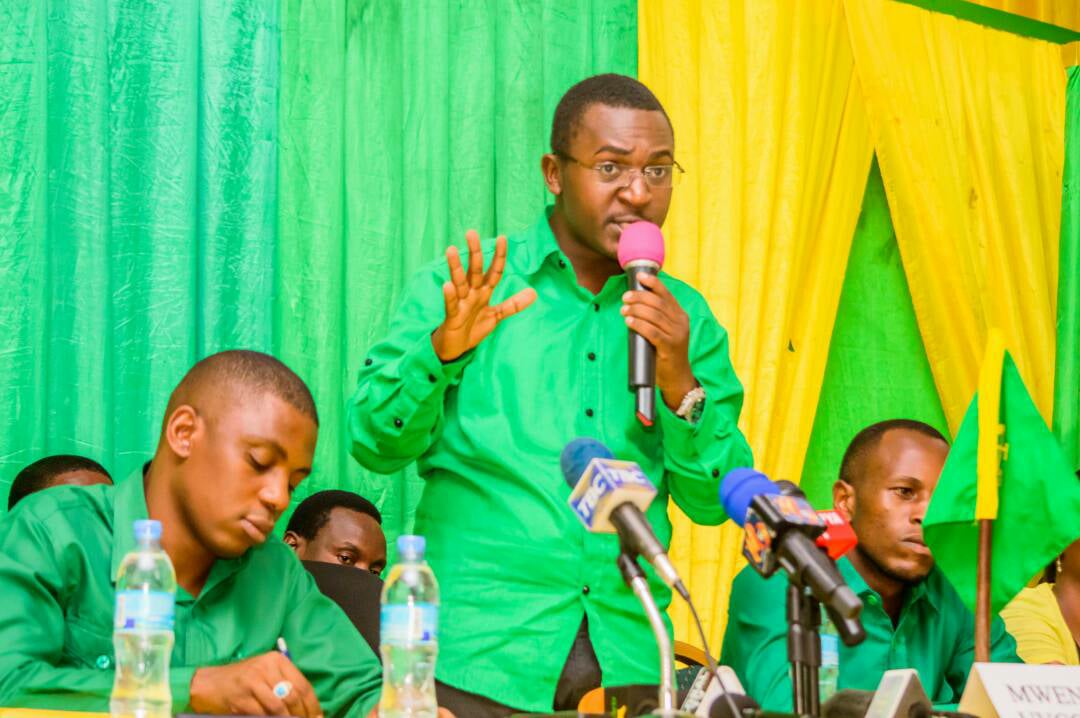MWENYEKITI UVCCM AWACHANA CHADEMA – VIDEO - Global Publishers