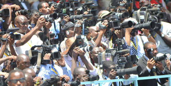 MJADALA KUHUSU UHURU WA VYOMBO VYA HABARI NCHINI - Global Publishers