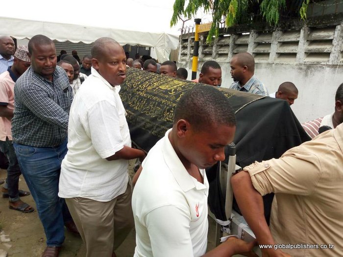 Safari ya Mwisho ya Mpiga Picha Athumani Msengi - Global Publishers