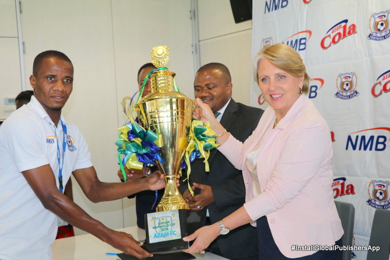Azam FC Yapewa Kandarasi Mpya na NMB - Global Publishers
