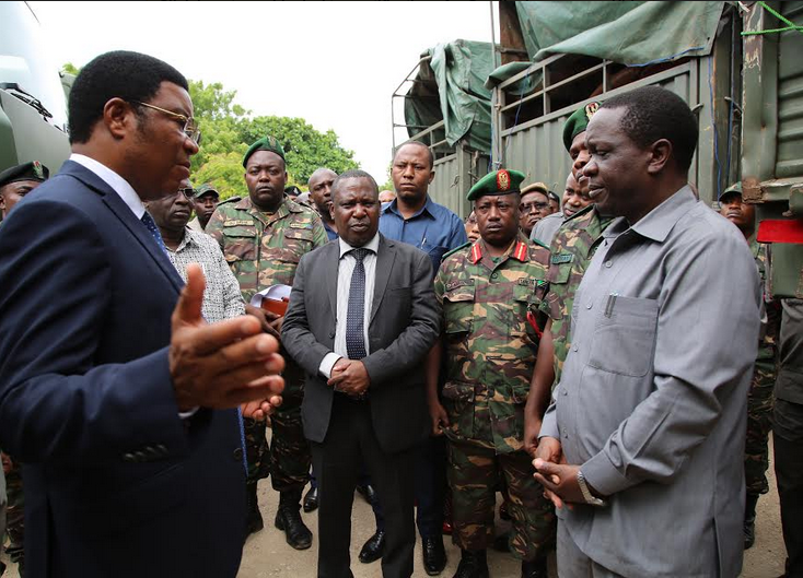 WAZIRI MKUU ARIDHISHWA NA USAFIRISHWAJI WA MBOLEA - Global Publishers