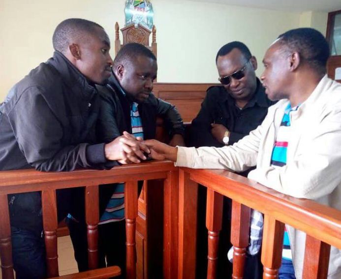 Kisa Hakimu Kugoma Kujitoa, Mawakili wa Sugu Wajiengua - Global Publishers